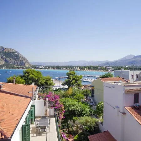 Apartamento Casa Del Pescatore - Fronte Mare Di Mondello - By Rentalbeb Italy- *